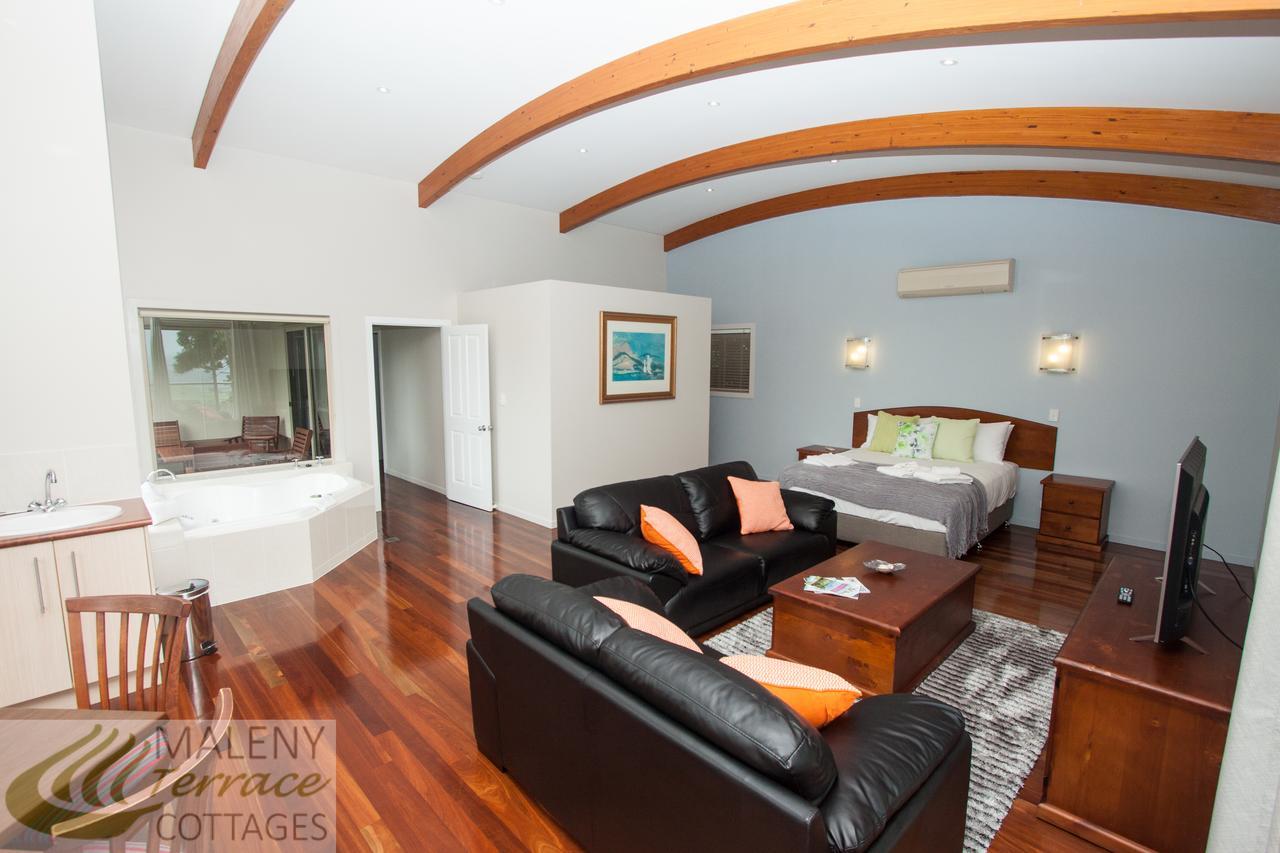 Maleny Terrace Cottages Экстерьер фото